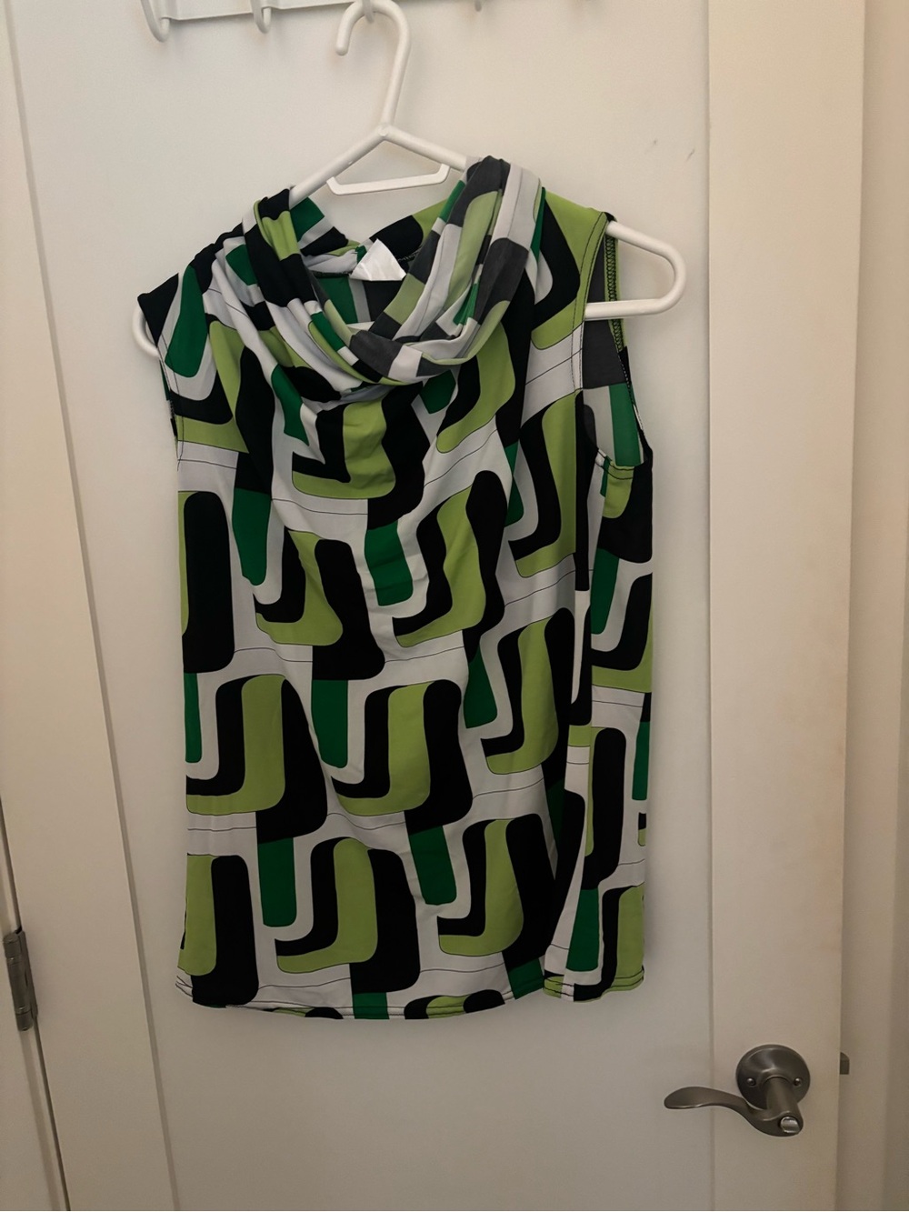 Cowl Neck Sleeveless Tank Top - Green & Black Geo Print
